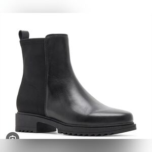 Size 9 Blando Cammie Black Chelsea Ankle Boot - Classic Women’s Leather Boot